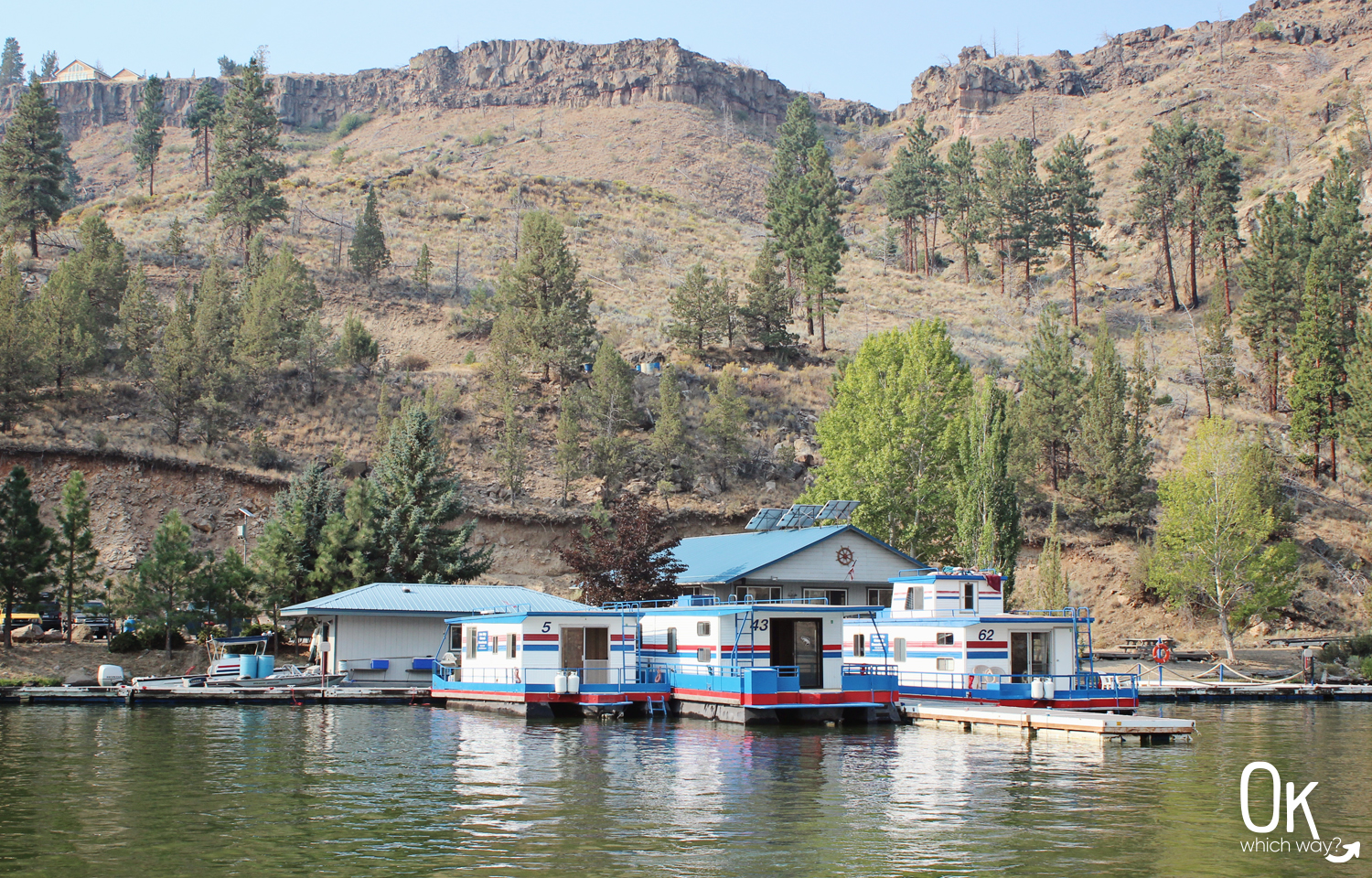 Houseboat Vacay on Lake Billy Chinook OK Which Way