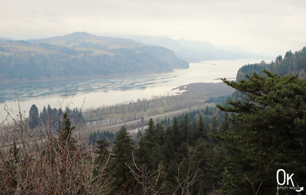 Portland Women's Forum Scenic Viewpoint Rooster Rock Vista House Beacon Rock | OK Which Way