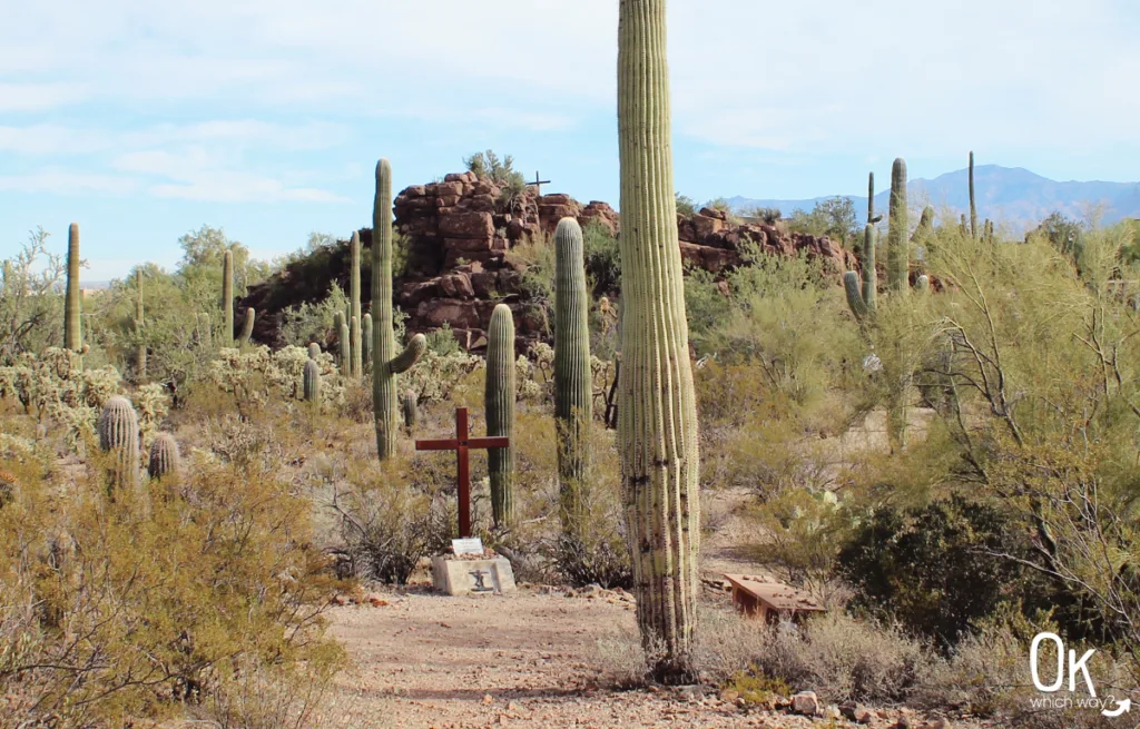 Wat of the Cross path at Picture Rocks Petroglyphs in Tucson | OK Which Way